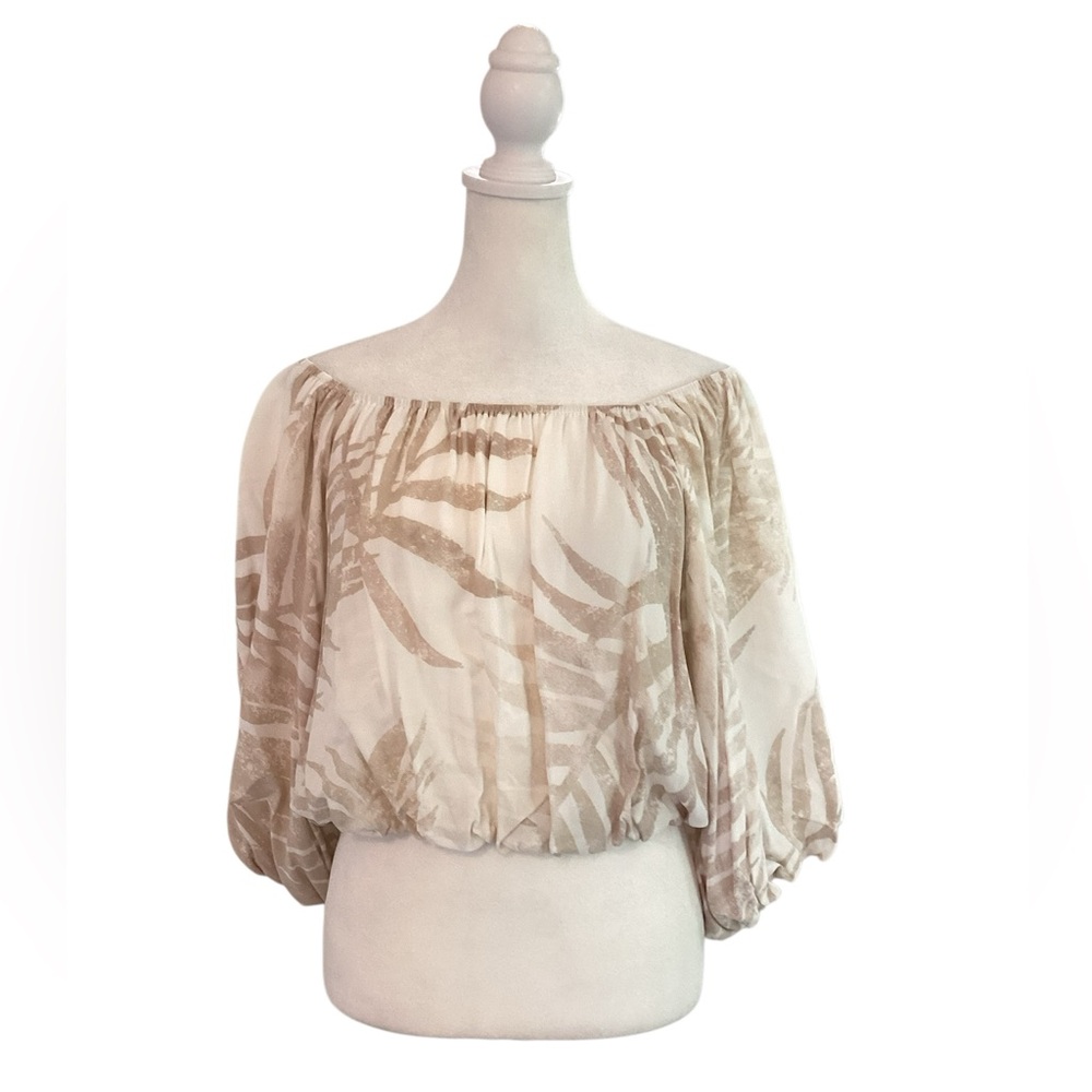 Z Supply Baya Cropped off the Shoulder Top - Picture 2 of 6